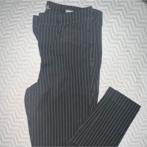 Old Navy Dress Pants - Skinny Ankle - 6 TALL